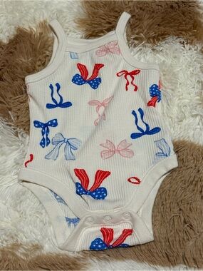 Old Navy- Bow Onesie- 0-3 months